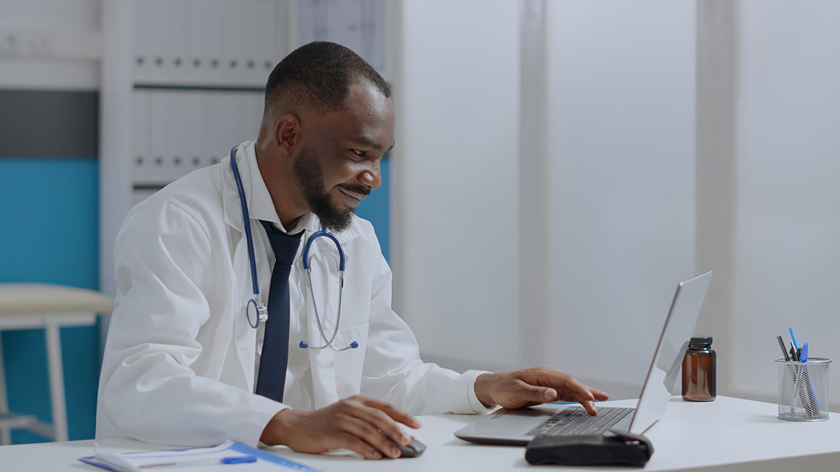 How to Structure Your Medical Practice for Growth, Tax Efficiency, and Risk Management